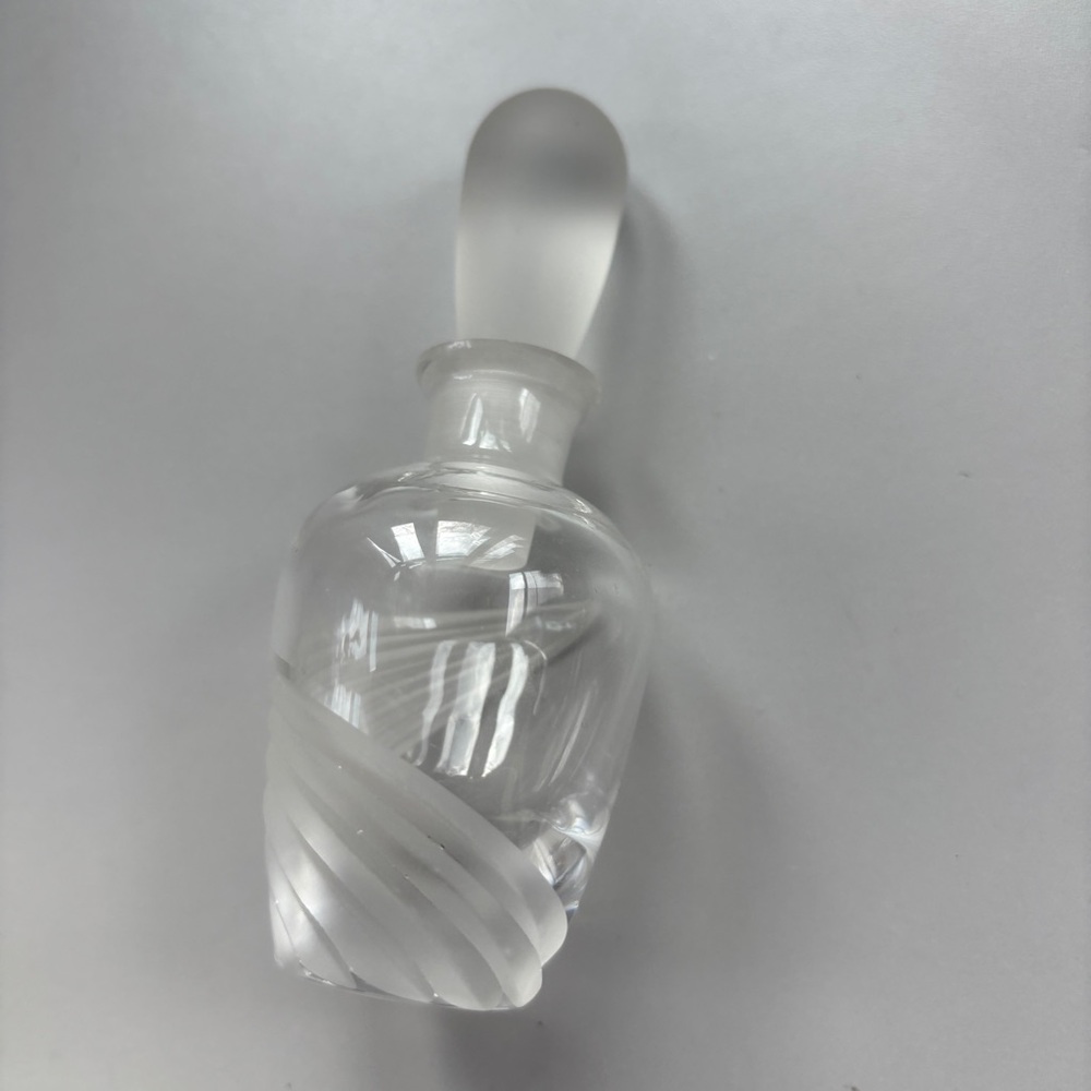 VTG Lenox Windswept Crystal Perfume Bottle Lead Crystal Made in USA Frosted Clea - Picture 4 of 14